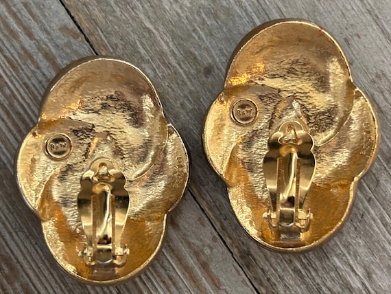 Magnificent B & W/Butler And Wilson Signed 1990's… - image 4