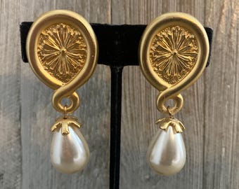 New Old Stock Vintage 1990's Large Gold Dangle Clip Earrings With Faux Pearls