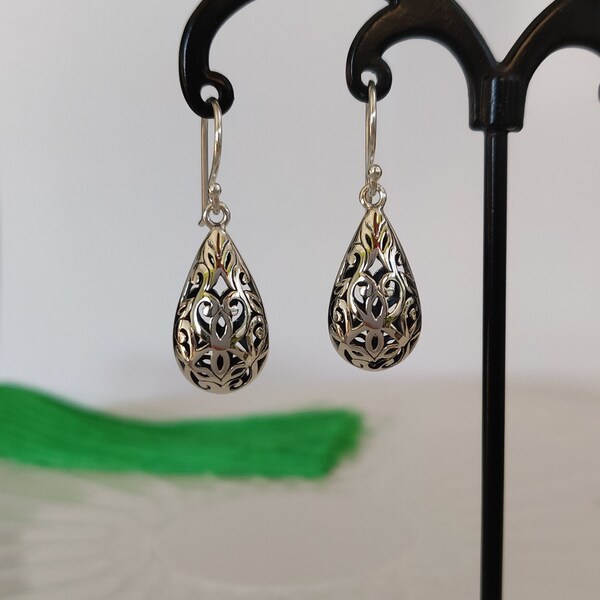 925 Sterling Silver Floral Leaf Openwork Dangle Hook Earring