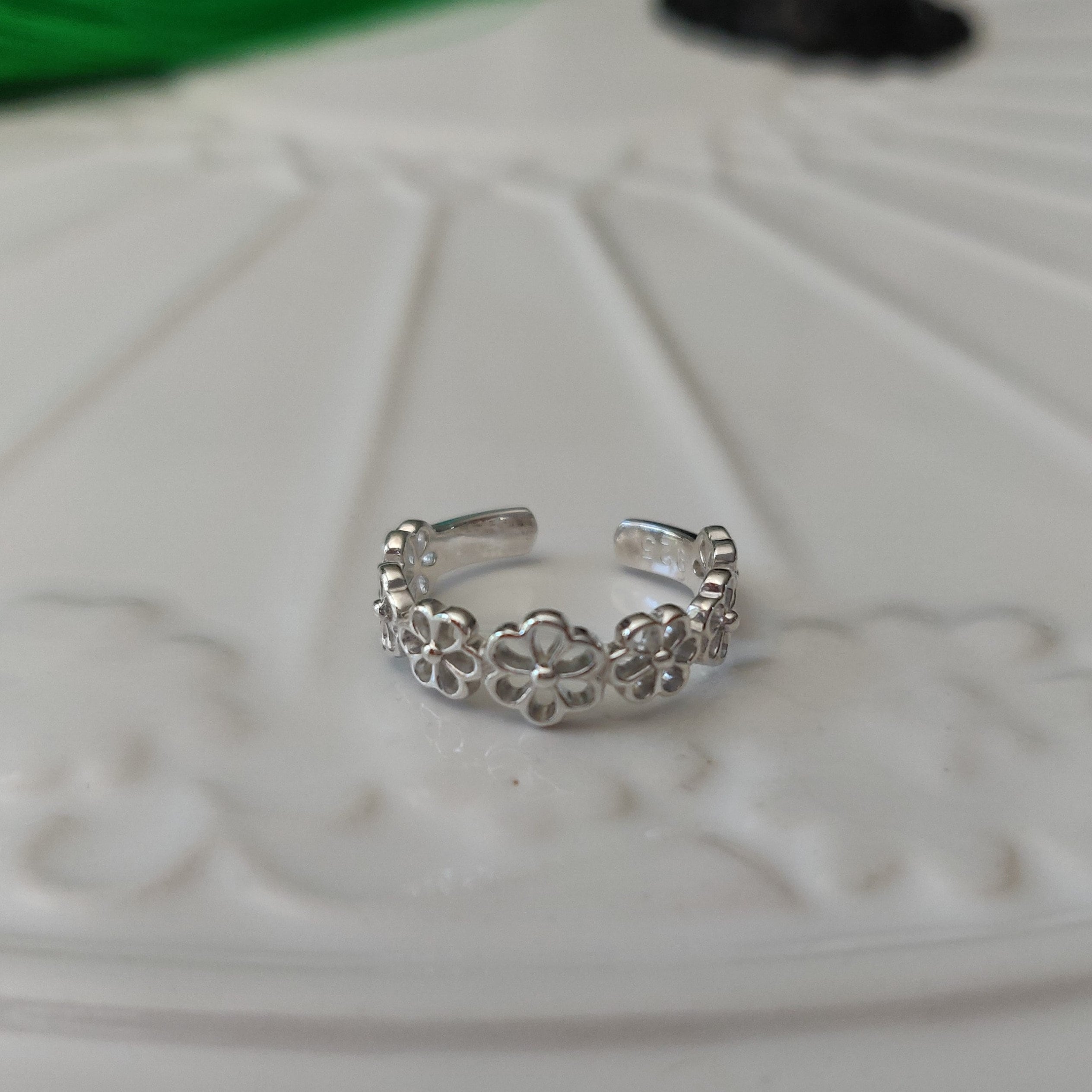 USA Seller Plumeria Ring Sterling Silver 925 Best Deal Plain Jewelry Size 5 USA Seller Plumeria Ring Sterling Silver 925 Best Deal Plain Jewelry Size 5
