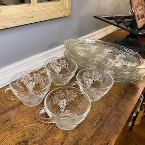 Vintage Anchor Hocking Glass Serving Snack Trays With Tea Cup And Grape Pattern
