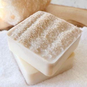 Banana Goats Milk Loofah Soap Bar || Exfoliating Soap