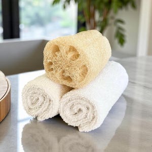Natural Loofah Sponge: Eco-Friendly Exfoliating Bath Body Scrubber