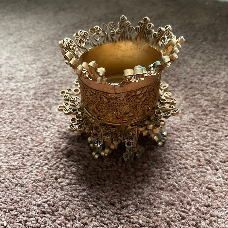 Tin Can Quilling Folk Art Tramp Arts Tin Cans Collection Etsy