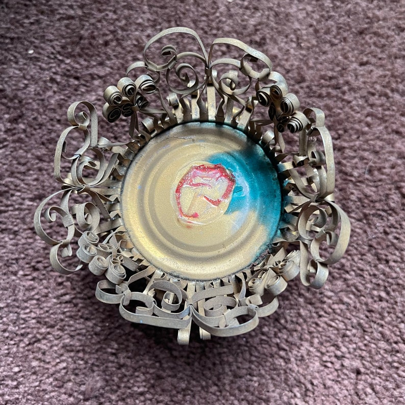 Tin Can Quilling Folk Art Tramp Arts Tin Cans Collection Etsy