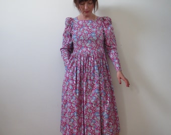 Vintage 1980s dress by Laura Ashley Size 36 8 prairie made in UK pleated cottagecore