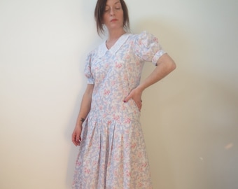 Vintage 1980s 1990s Laura Ashley floral cintura caída vestido plisado tamaño M 38 10