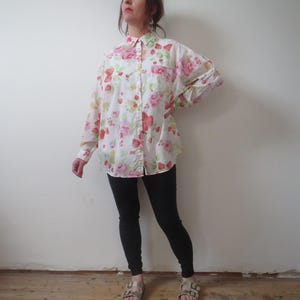 Vintage 1980s Laura Ashley Shirt Size 42 XL 14 Oversized Floral Roses Lightweight Made in Great Britain Longline Pretty Summer