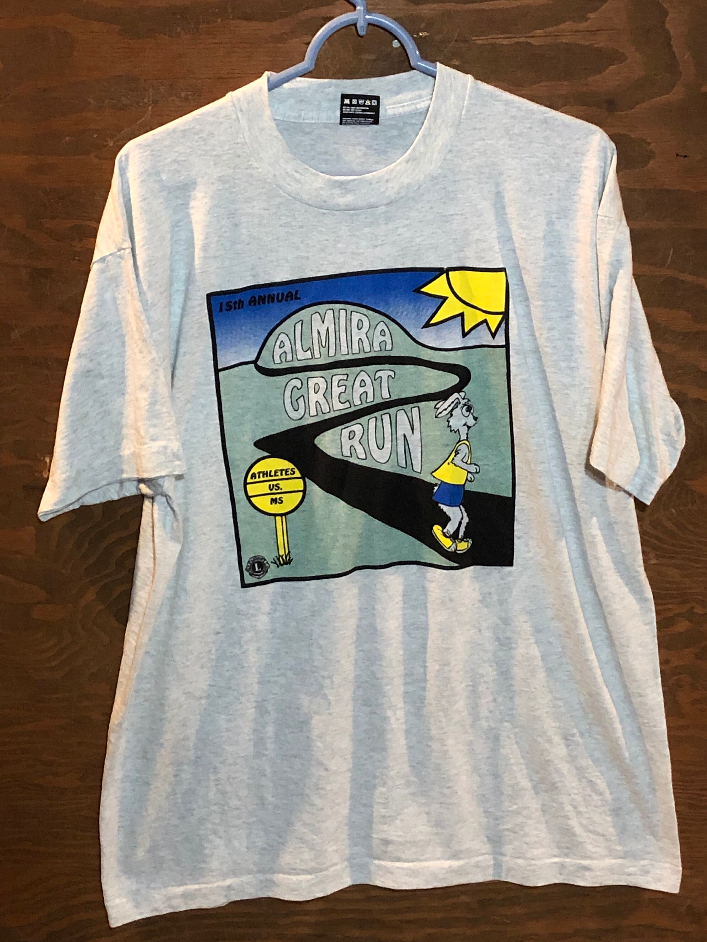 1990s Tee Tees Tshirt // - Etsy 