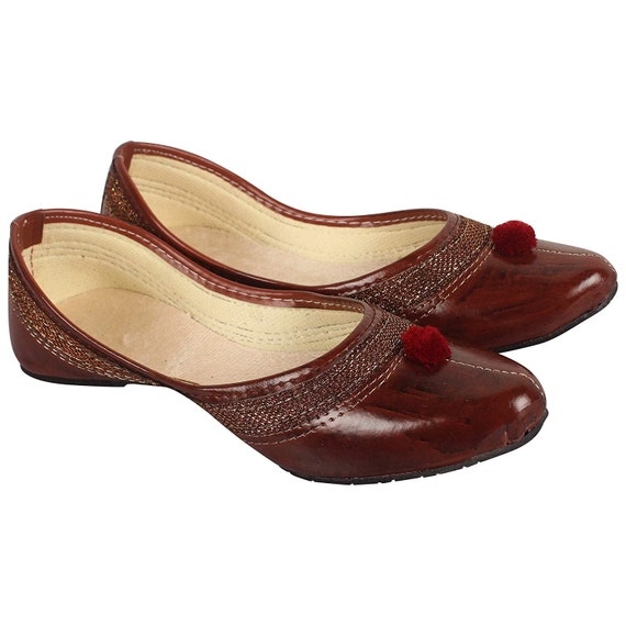traditional slippers for ladies