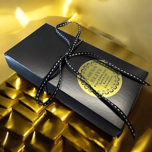 Luxury Box Of Chocolates Hand Crafted With Pure 24k Edible Gold Leaf Premium Gift Box With Ribbon Perfect Gift For Chocolate Lovers