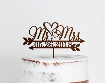 Mr & mrs cake topper Date cake topper Heart wooden wedding cake toppers Personalized mr and mrs cake topper  Rustic wedding topper Gold