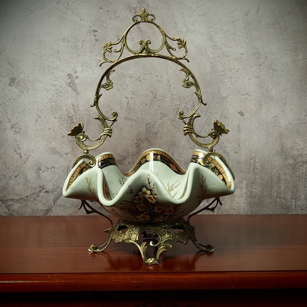 Elegant Porcelain And Bronze Decorative Bowl: A Symphony Of Elegance And Strength