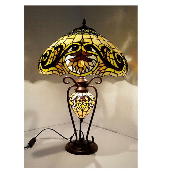 Exquisite Tiffany-Style Table Lamp With Illuminated Base - A True Masterpiece In Glass Artistry