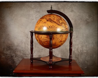 Wooden Barglobe for drinks and alcohols, Trolley in shape of Terrestrial Globe, Home or Office Furniture