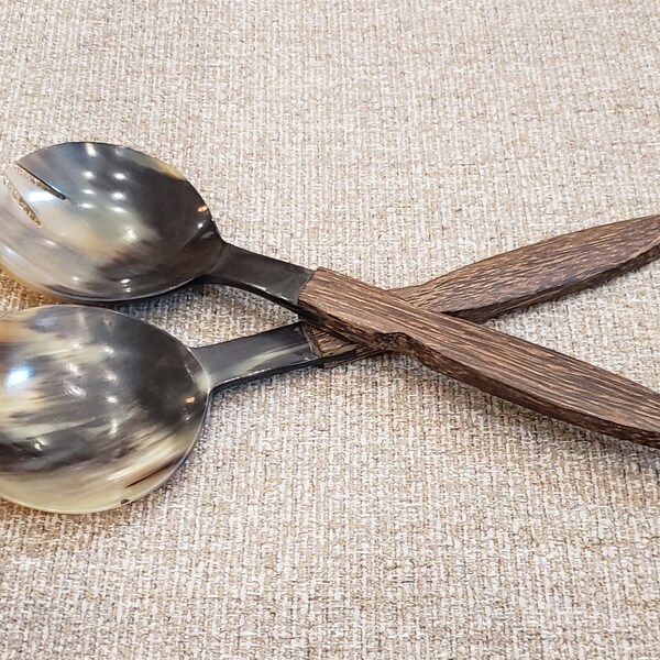 Vintage Salad Serving Utensil Set - Carved Buffalo Horn and Coconut Wood - Mid Century Tiki