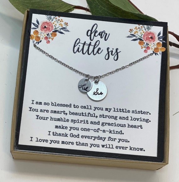 40+ Engagement Gifts For Sister: Perfect and Romantic