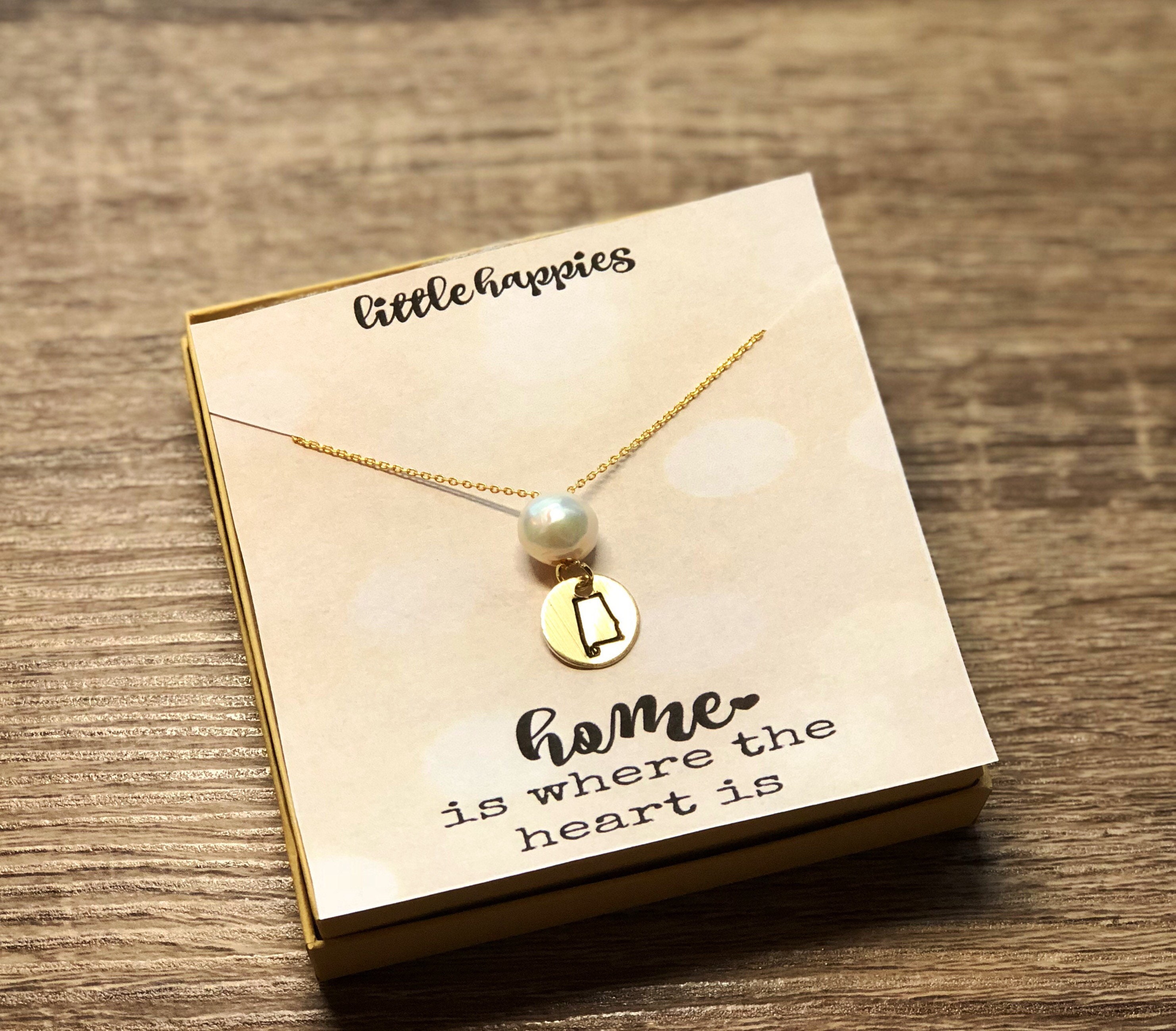 girl/'s gift Best Friend thinking of you thank-you secret pal Inexpensive /& Ready to ship Stamped Heart Necklace- women/'s friendship