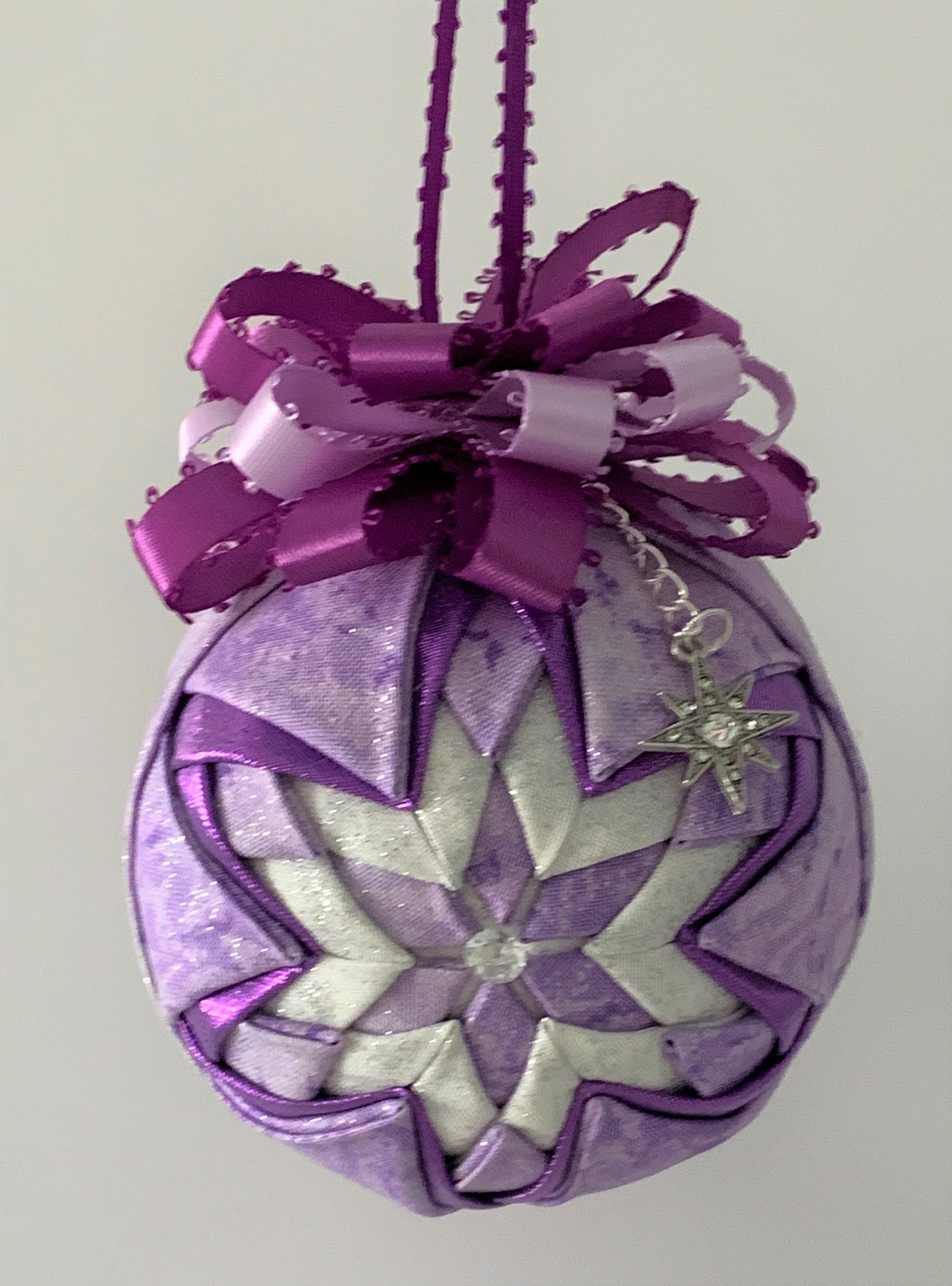 Quilted Handmade Purple White Fabric No Sew 3 Ornament Tree Hanger Polka Dots Flowers Beads Quilted Handmade Purple White Fabric No Sew 3 Ornament Tree Hanger Polka Dots Flowers Beads