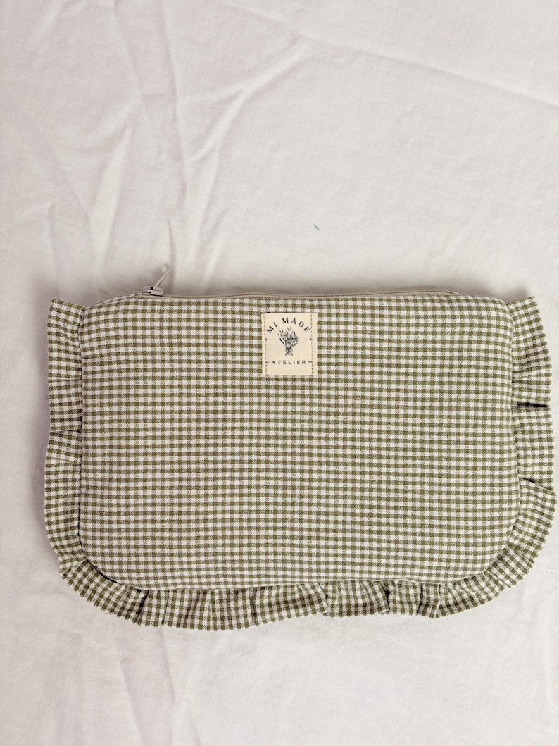 Cotton cosmetic bag | Gingham | Ruffles | Handmade makeup bag hellgrün