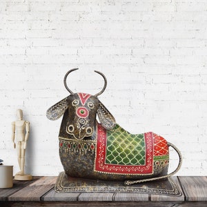 Mohan Jodero Rajasthan Handicraft Elegant Iron Metal Handicraft Decorative Cow Showpiece