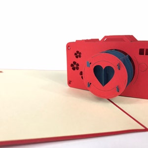 Rouge amour caméra 3D carte Pop Up Kirigiami uniqe fait à la main cartes anniversaire, mariage, Baby shower, anniversaire, fête des pères, fête des mères,