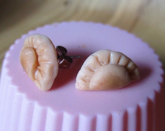 Gyoza Dumpling Stud earrings