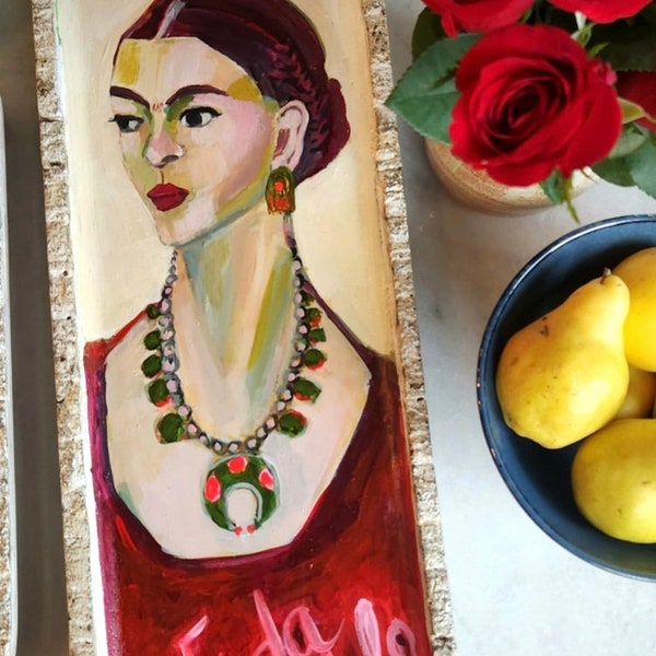 Frida Kahlo "Ruby Radience" Frida Kahlo Painted on Tray, Unique Gift, objects d'art,  Decorative art, Frida Kahlo Portrait, Frida Portrait