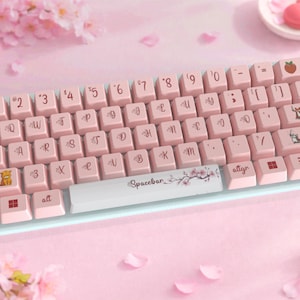 Pink Anime Keycaps – Kawaii Animal, Sakura Spacebar, 60% Keyboard (PBT, OEM)
