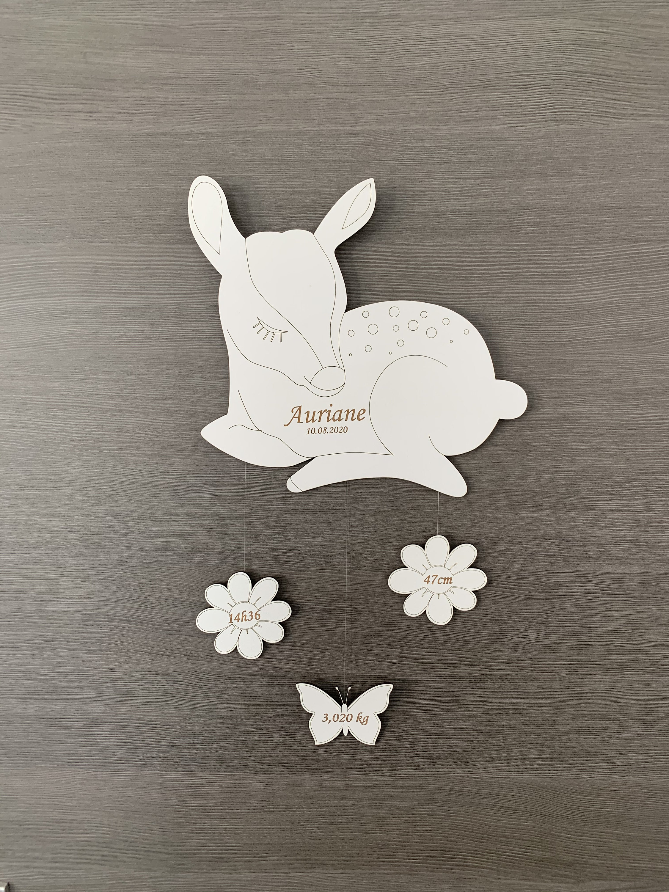 Suspension Murale Naissance Biche Faon