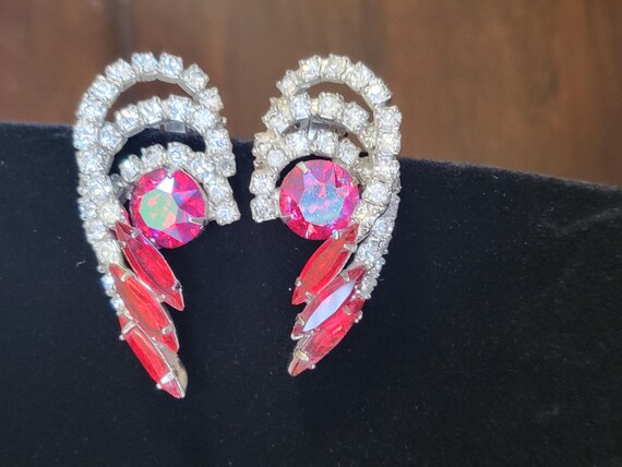 Vintage Hattie Carnegie Clip Earrings: Ruby Red R… - image 5