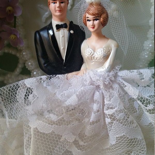 Vintage Wedding Cake Topper