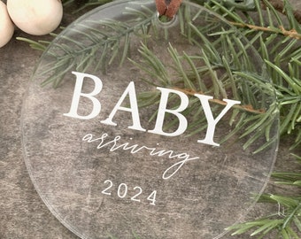 Baby announcement Christmas ornament / Christmas ornament / baby announcement disc /  wooden birth announcements