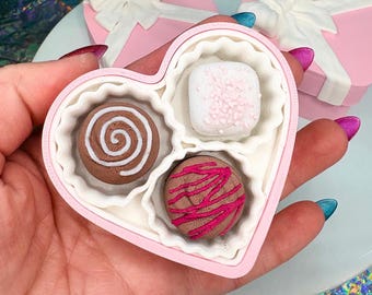 Chocolate Box Fidget Clicker  – Clicker Toy | Kawaii Delicious Desktop Multi Clicker Sensory Fidget, ADHD, Autism, Valentines Day
