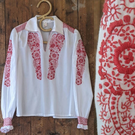 70s embroidered smocked peasant blouse XS, S/M