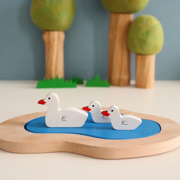 Wooden Pond /Wooden Grasses/Wooden Swans / Wooden pond / Wooden Lake Toy / Wooden Ducks / waldorf toys