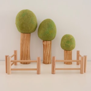 Beech Wood Fence Set: Miniature Animal Toy Accessory (4 pc)