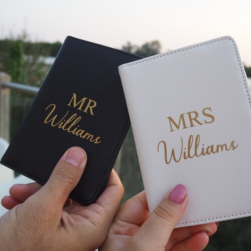 Mr and Mrs Passport Holders and Luggage Tags Set Wedding Etsy UK