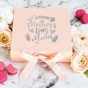 Personalised Mother&#39;s Day Gift Box for Mum and grandmother mom