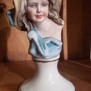 Capodimonte Signed Vintage Bust Of Girl In Blue - Ethan Allen - Made In Italy - Old World Desk Curio Cabinet Accent