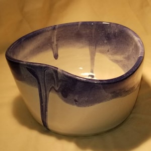 Bear Pottery Mid-Century/Modern Art Cottage Living Warm Hearts Bowl Rare 1980&#39;s Large Blue and White Crock