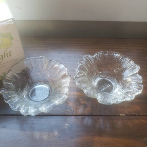 Avon Floral Peddle Flower Candle Holder Volets - Clear Glass Set Of Two Candle Dishes