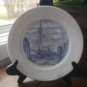 Berlin DDR - Museum Plate - Delft Blue