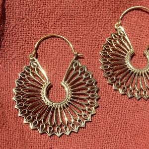 Golden boho earrings, Gold ethnic sun hoop earrings, Indian brass jewelry, Light hoop earrings, Boho ethnic hoops, Indian brass earrings