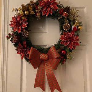 Red and gold Christmas wreath