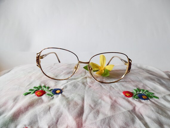 vintage glasses hong kong