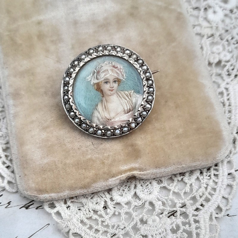 Broche Ancienne Bouquet Peint Main Sous Verre - Signée Carray - Vintage