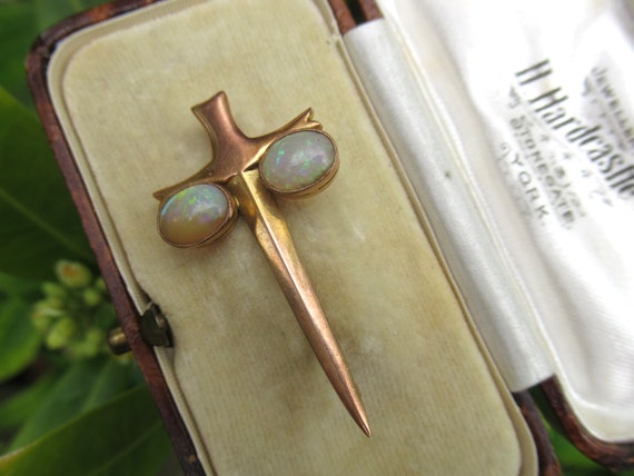 Rare Antique 9ct Gold & Opals Dagger Sword Brooch - image 4