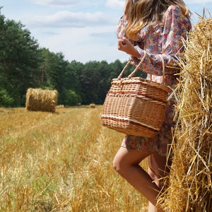 Personalized Picnic basket for gift,  Wicker Picnic basket two, Hand woven basket, Picnic Basket for Two French Market Bag, Shopping Bag
