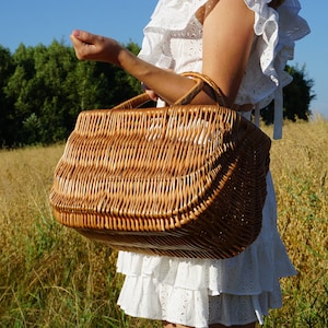 Cute,Unique Large Wicker Bag, Beach Bag, Wicker Basket, French Market Bag, Shopping Bag, Picnic basket. personalized gift mom